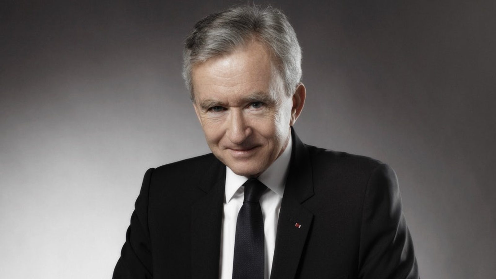 arnault family lvmh agache holding restructure