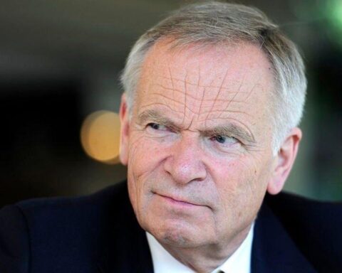 jeffrey archer novelist dies aged 86
